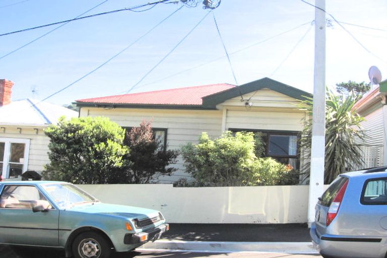 Photo of property in 428 Adelaide Road, Berhampore, Wellington, 6023