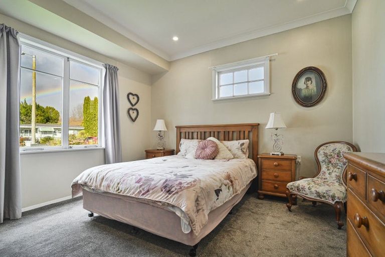 Photo of property in 905 Jervois Place, Mayfair, Hastings, 4122