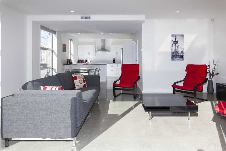 Photo of property in 32 Dickens Street, Addington, Christchurch, 8024