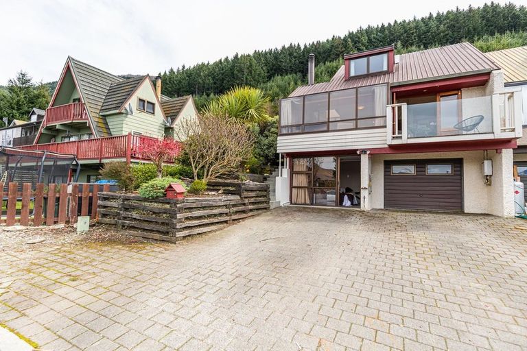 Photo of property in 23b Lochy Road, Fernhill, Queenstown, 9300