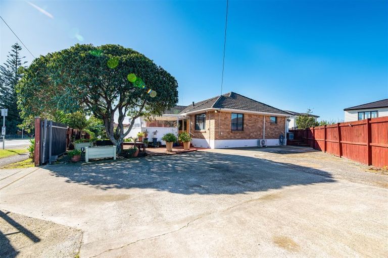 Photo of property in 82 Metcalfe Road, Ranui, Auckland, 0612