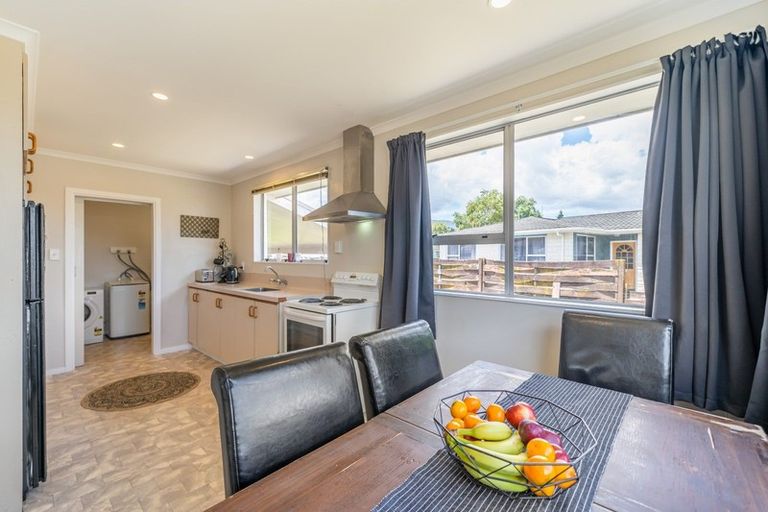 Photo of property in 20 Shanly Street, Brown Owl, Upper Hutt, 5018