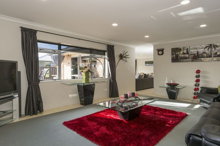 Photo of property in 87 Merriman Place, Pyes Pa, Tauranga, 3112