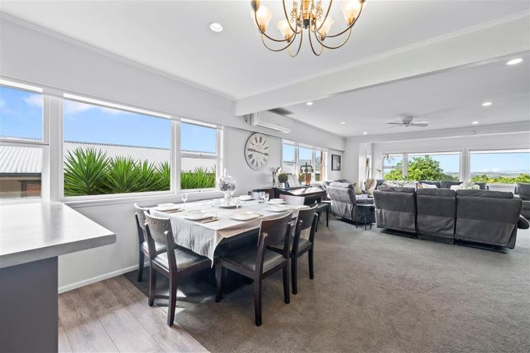 Photo of property in 2 Bickerstaffe Road, Maungaturoto, 0520