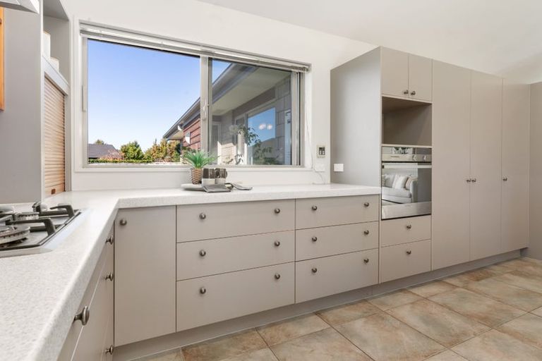 Photo of property in 72 Infinity Drive, Pegasus, 7612