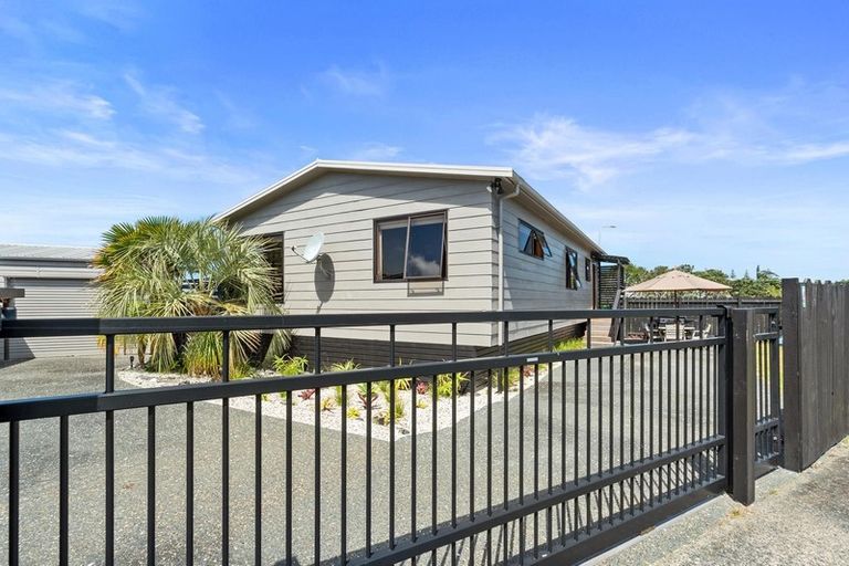 Photo of property in 2 St Anne Place, Omaha, Warkworth, 0986