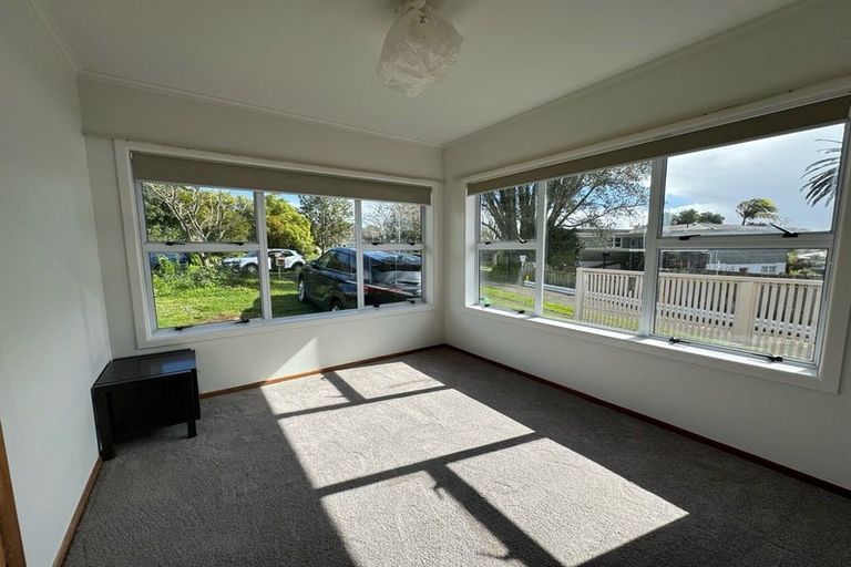 Photo of property in 21 Laurelwood Avenue, Pukekohe, 2120