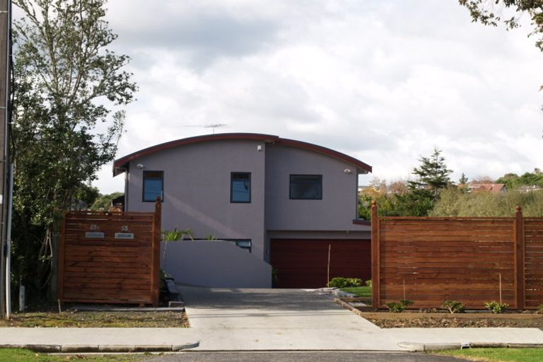 Photo of property in 65 Churchill Road, Cockle Bay, Auckland, 2014