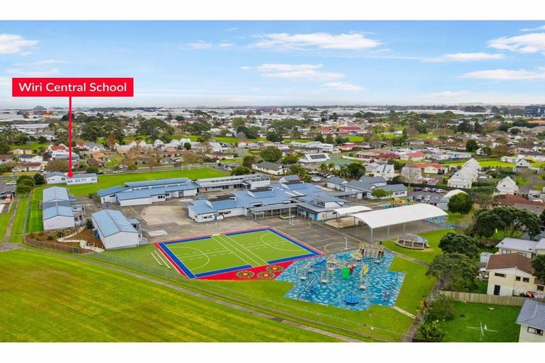 Photo of property in 6/783 Great South Road, Wiri, Auckland, 2104