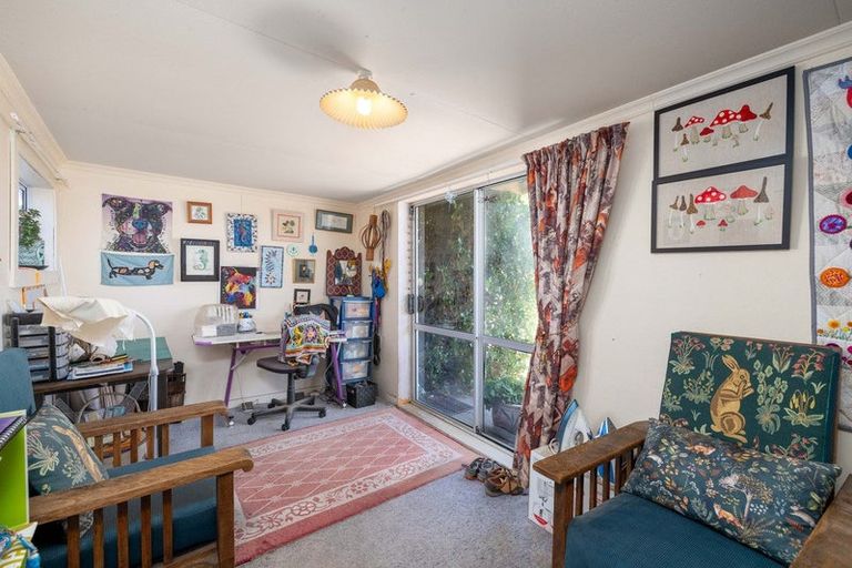 Photo of property in 37 Hillview Road, Birdlings Flat, Little River, 7591