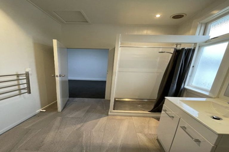 Photo of property in 236 Kaikorai Valley Road, Bradford, Dunedin, 9011