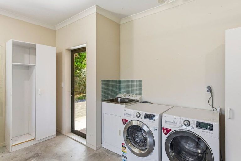 Photo of property in 3 Westpeak Way, Otaki, 5512