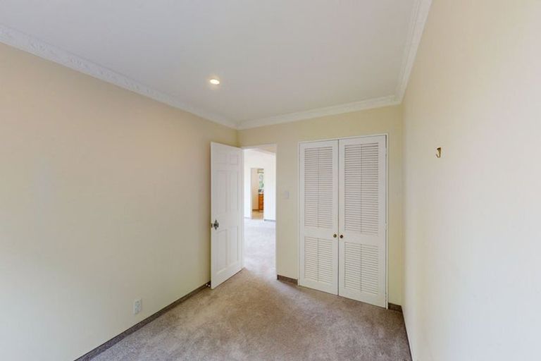 Photo of property in 62a Palliser Road, Roseneath, Wellington, 6011