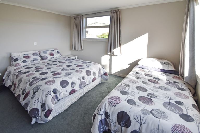 Photo of property in 45 Jollie Road, Twizel, 7901