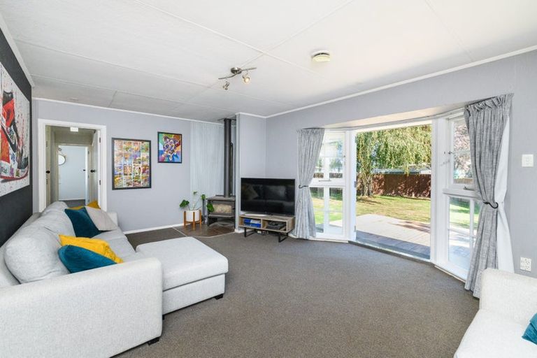 Photo of property in 12 Saturn Crescent, Milson, Palmerston North, 4414