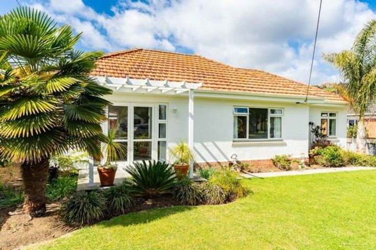 Photo of property in 1 Douglas Street, Kensington, Whangarei, 0112