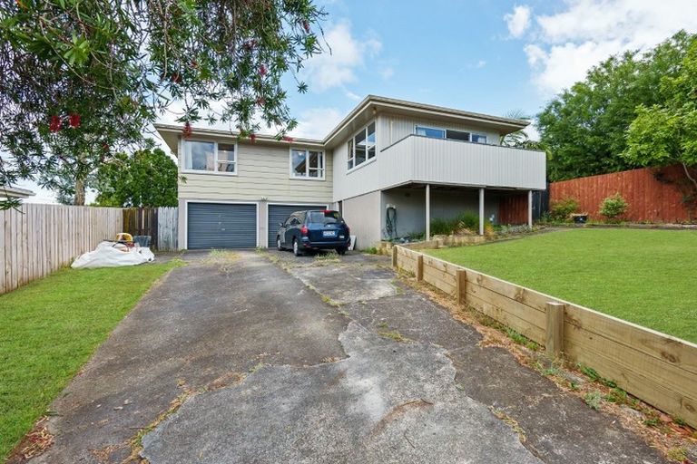 Photo of property in 25 Japonica Drive, Beach Haven, Auckland, 0626