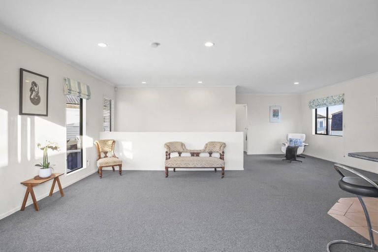 Photo of property in 27b Challinor Street, Pakuranga, Auckland, 2010