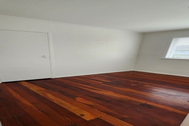 Photo of property in 292 Birkdale Road, Birkdale, Auckland, 0626