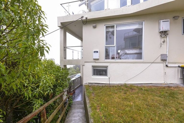 Photo of property in 9a Robieson Street, Roseneath, Wellington, 6011