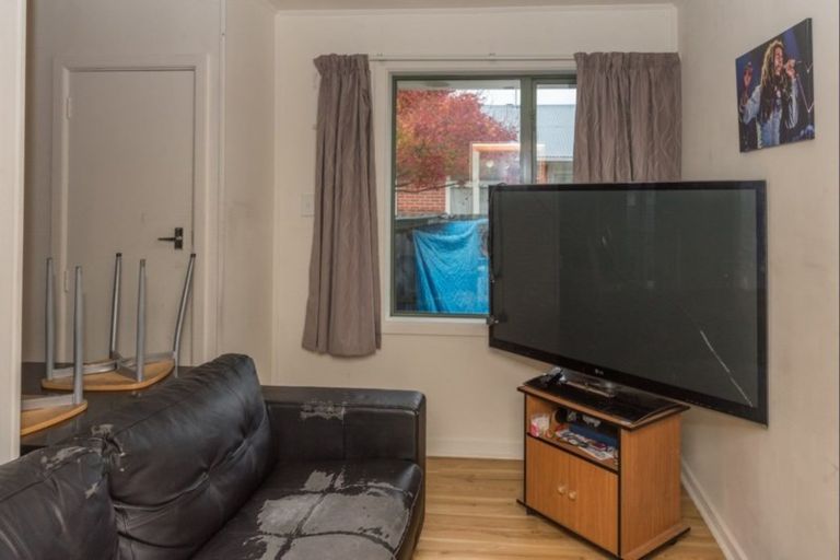 Photo of property in 69 Mcmurdo Street, Tinwald, Ashburton, 7700