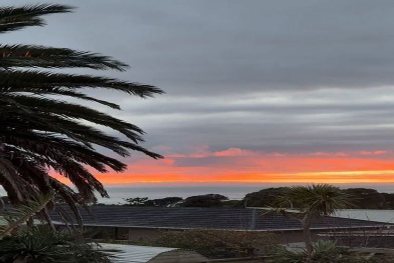 Photo of property in 44 Hume Street, Waitara, 4320