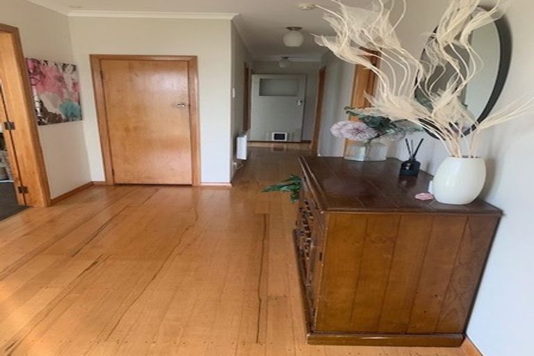 Photo of property in 24 Glasgow Street, Takaro, Palmerston North, 4412
