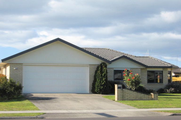 Photo of property in 697 Gloucester Road, Papamoa Beach, Papamoa, 3118