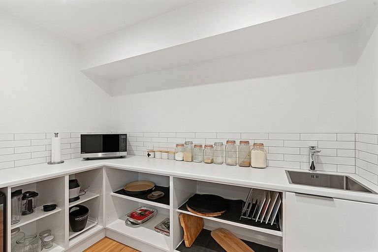 Photo of property in 10 Sawdon Street, Wanaka, 9305