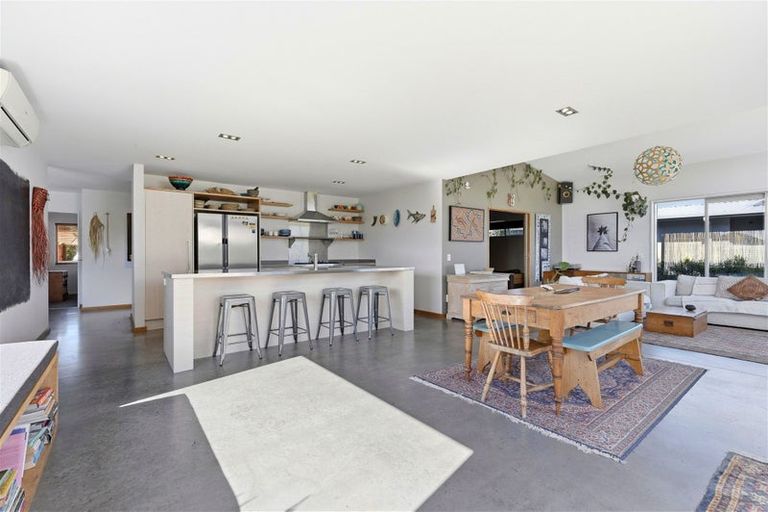 Photo of property in 6 Te Aroha Place, Mapua, 7005