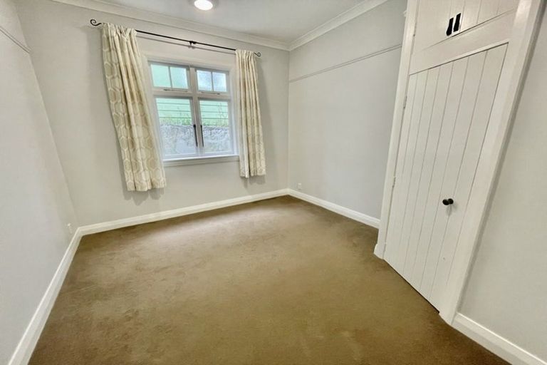 Photo of property in 73 Majoribanks Street, Mount Victoria, Wellington, 6011