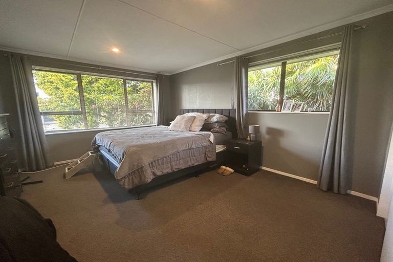 Photo of property in 4 Cedar Crescent, Feilding, 4702
