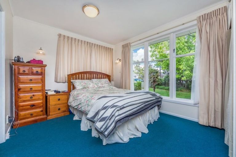 Photo of property in 29 Strid Road, Te Atatu South, Auckland, 0610
