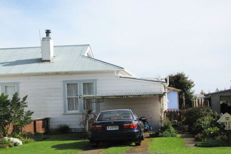 Photo of property in 20a Pratt Street, Waitara, 4320