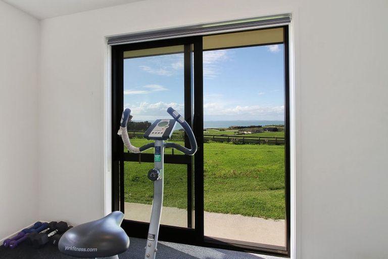 Photo of property in 205 Clarks Beach Road, Clarks Beach, Pukekohe, 2679