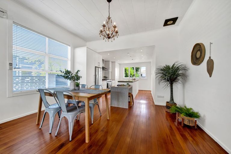 Photo of property in 20 Ropiha Street, Fitzroy, New Plymouth, 4312