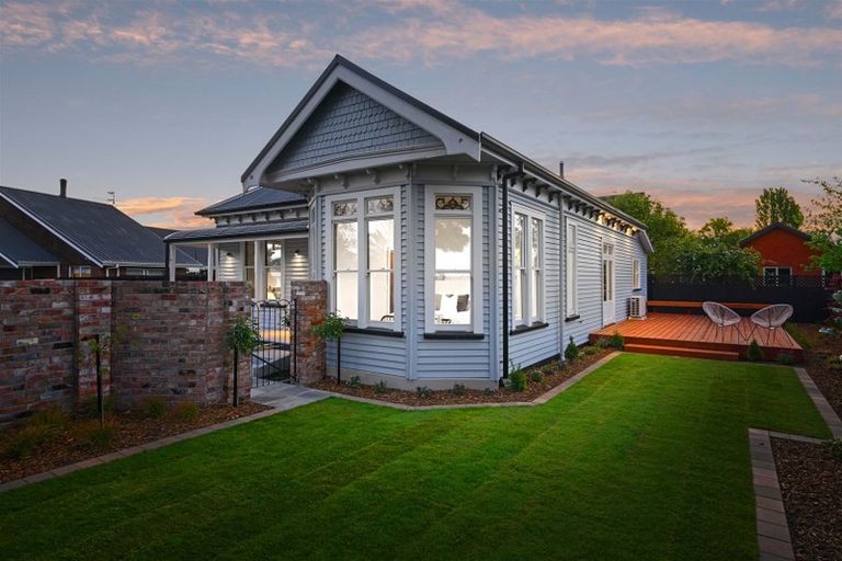 Photo of property in 17 Autumn Place, Mairehau, Christchurch, 8052