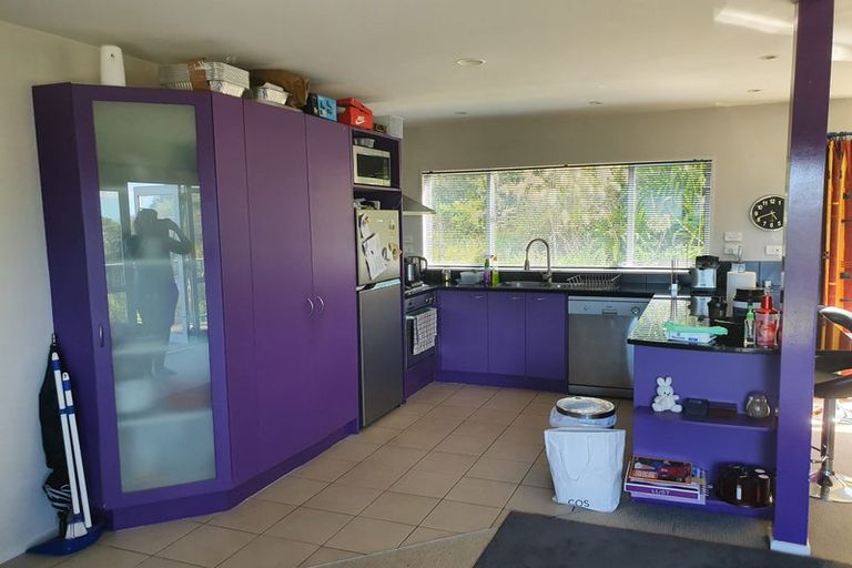 Photo of property in 2/491 Whangaparaoa Road, Stanmore Bay, Whangaparaoa, 0932