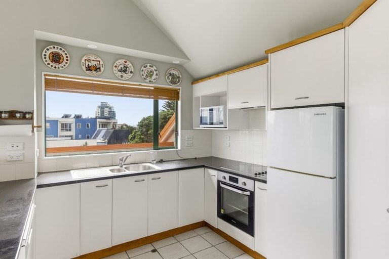 Photo of property in 3b/25 Maclean Street, Paraparaumu Beach, Paraparaumu, 5032