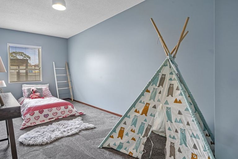 Photo of property in 2/14 Kawau Crescent, Bromley, Christchurch, 8062