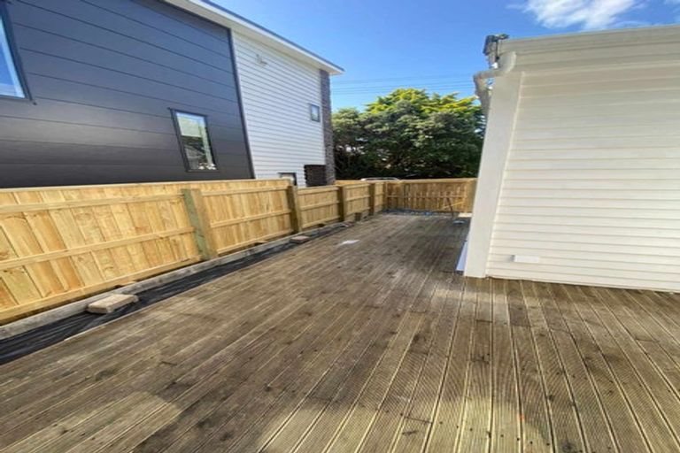 Photo of property in 22 Hampton Hill Road, Tawa, Wellington, 5028