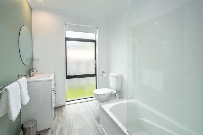 Photo of property in 4 Tuscan Lane, Martinborough, 5711