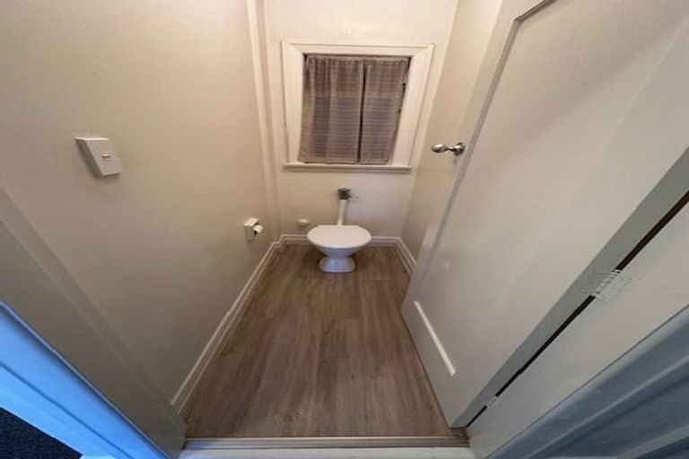 Photo of property in Elms Court Flats, 8/367 The Terrace, Te Aro, Wellington, 6011