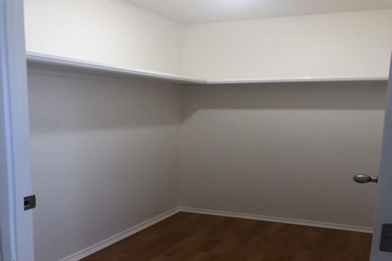 Photo of property in 164a Sunnynook Road, Sunnynook, Auckland, 0620