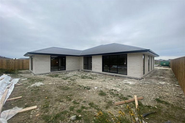 Photo of property in 15 Fountain Place, Rolleston, 7614