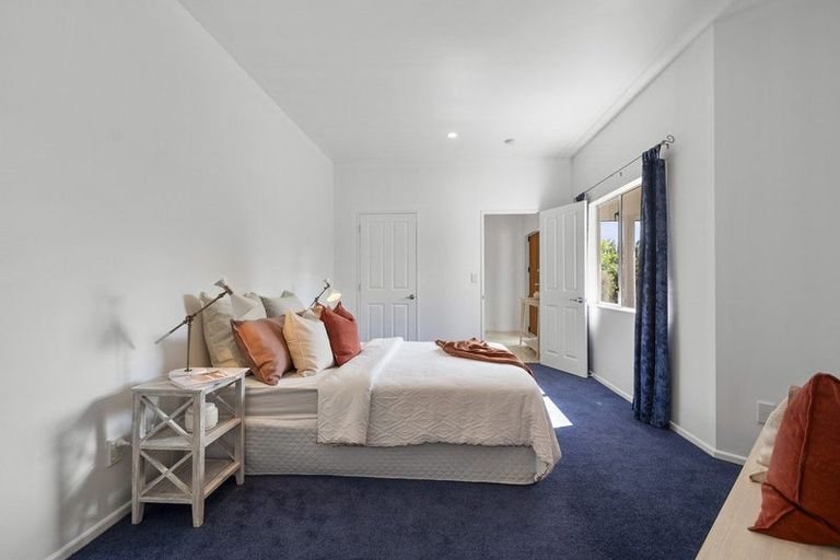 Photo of property in 110 Polson Hill Drive, Aokautere, Palmerston North, 4471