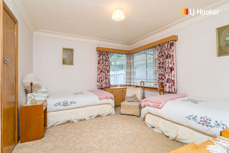 Photo of property in 35 Glen Road, Mornington, Dunedin, 9011