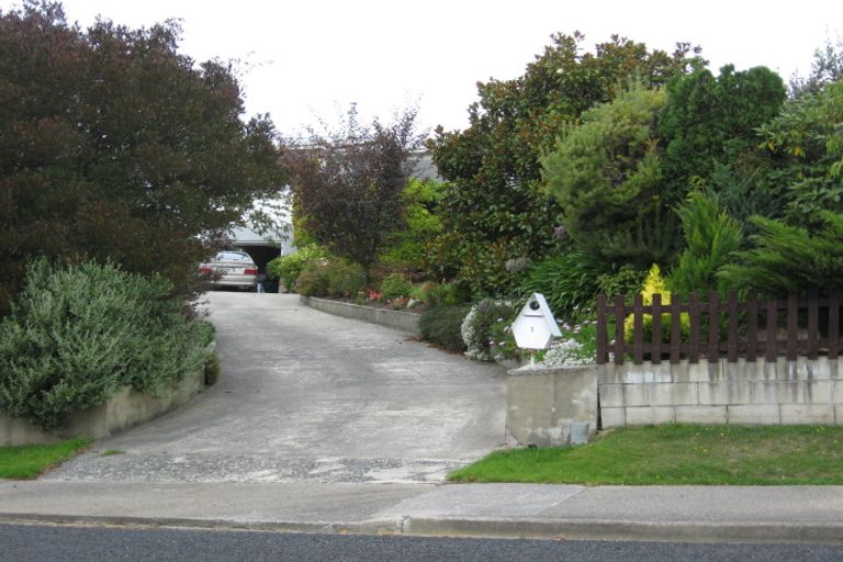 Photo of property in 1 Gebbie Street, Kinmont Park, Mosgiel, 9024