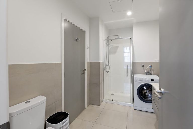 Photo of property in Wyndham Gardens Apartments, 110/30 Red Oaks Drive, Frankton, Queenstown, 9300