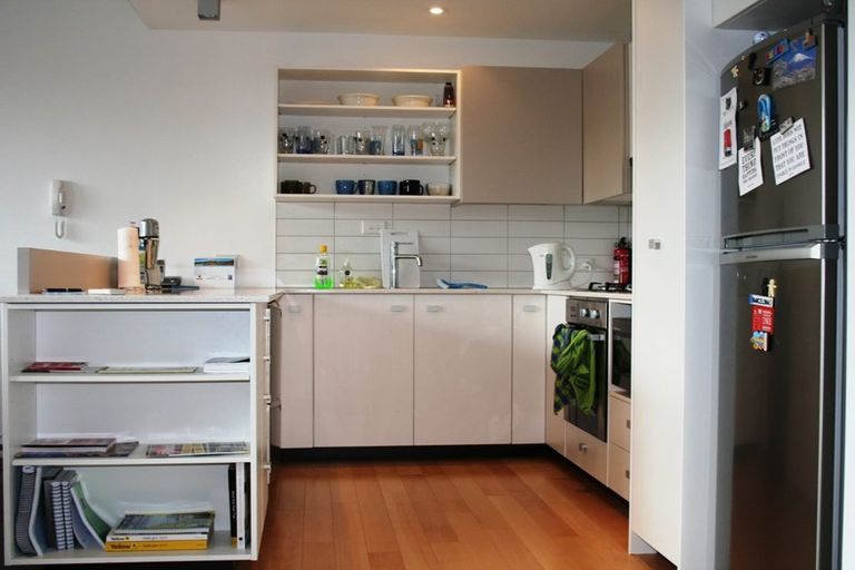 Photo of property in Trinity Apartments, 204/19 College Street, Te Aro, Wellington, 6011
